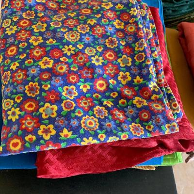 Monster Lot of Tablecloths Placemats Napkins Table Runners