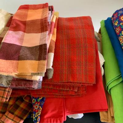 Monster Lot of Tablecloths Placemats Napkins Table Runners