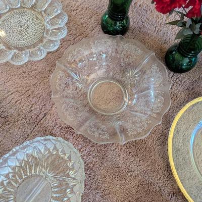 Mixed Collection Of Glassware
