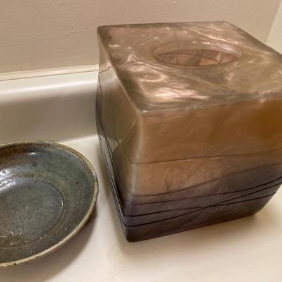 Brass bathroom decor