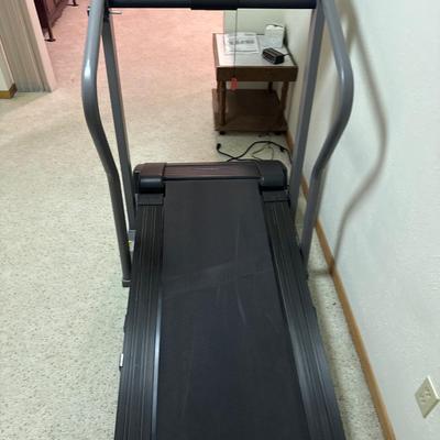 Weslo Cadence DS23 walking treadmill