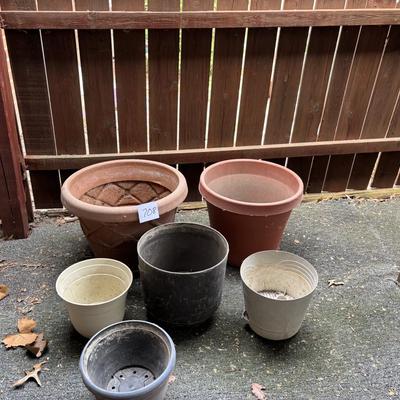 Plastic Pot Lot