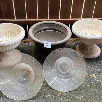 Plastic Pots