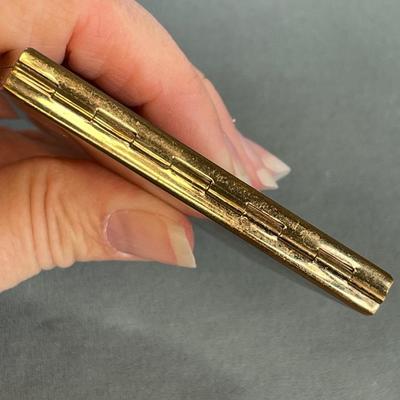 Vintage Metal Powder Compact Elgin American