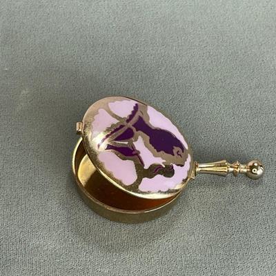 Vintage Metal Pill or Mint Box