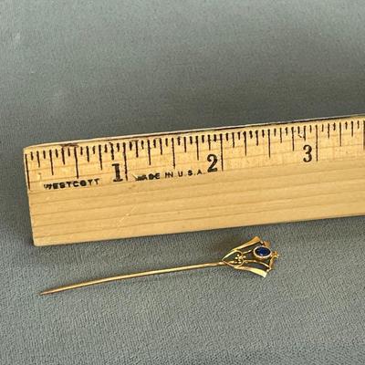 10K Gold Antique Stick or Lapel Pin