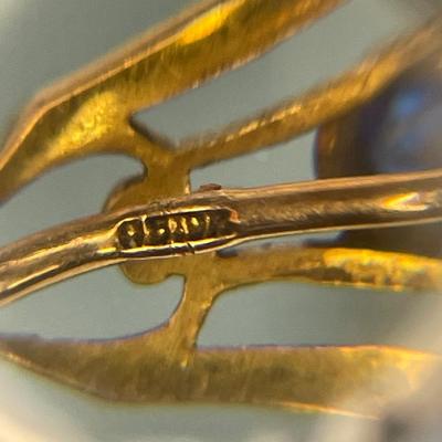 10K Gold Antique Stick or Lapel Pin
