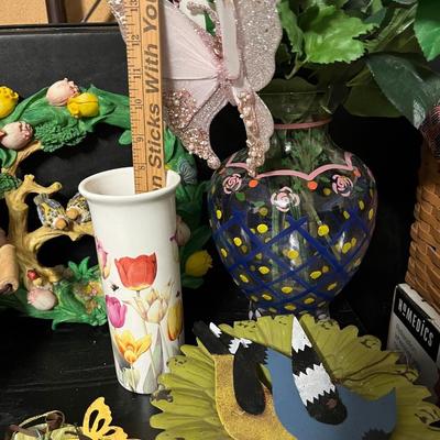 Mixed spring décor
