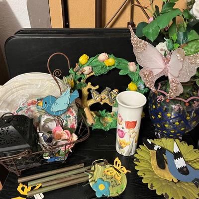 Mixed spring décor