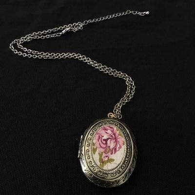 Locket pendant, vintage, bronze, toned, oval embroidered floral locket