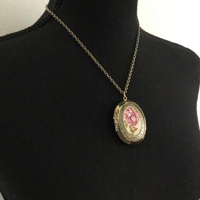 Locket pendant, vintage, bronze, toned, oval embroidered floral locket