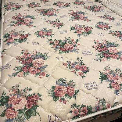 Queen mattress and bedding