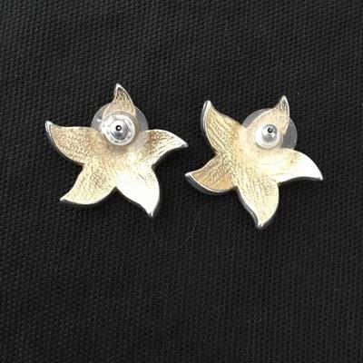 Vintage enameled, starfish, studded earrings