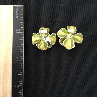BEST vintage flower enamel studded earrings