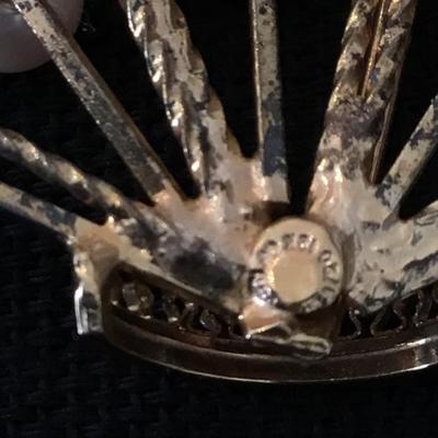 Vintage art, deco, gold toned, faux, pearl 12 karat gold plated brooch