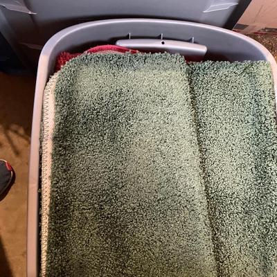 Tote of rugs