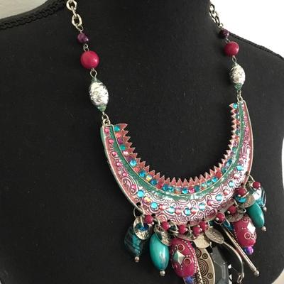 Free soul, wild, gypsy silver toned, super cute statement, necklace