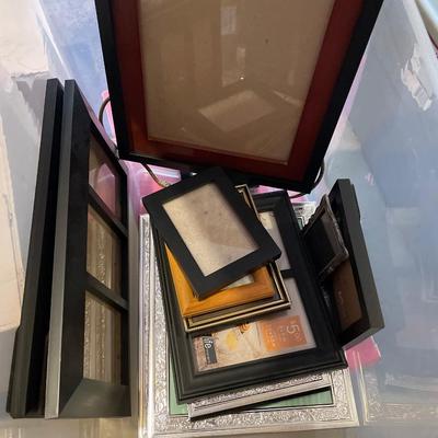 Tote of picture frames