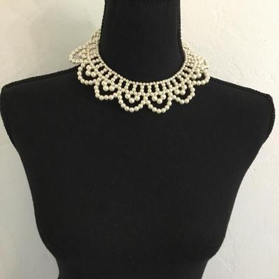 Vintage Faux pearl beaded collar necklace