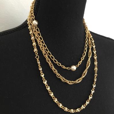 Cute gold tone faux pearl statement, layered necklace