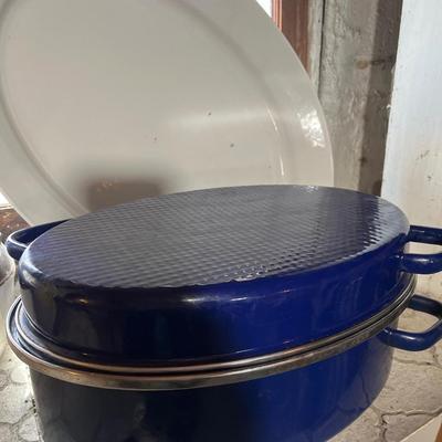 Blue roaster with platter