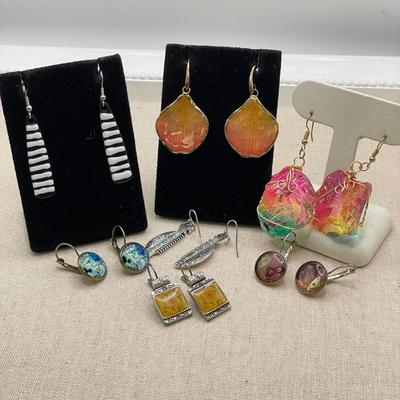 French Wire Artisan Earrings & More (ST-SS)