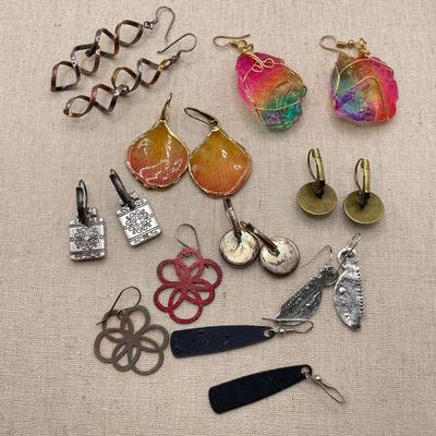 French Wire Artisan Earrings & More (ST-SS)