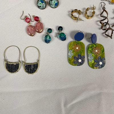French Wire Artisan Earrings & More (ST-SS)