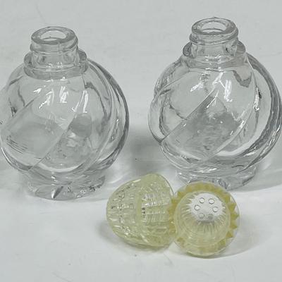 Vintage glass salt & pepper shakers