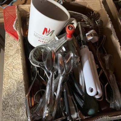 Kitchen lot