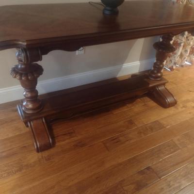 Jacobean Design Console