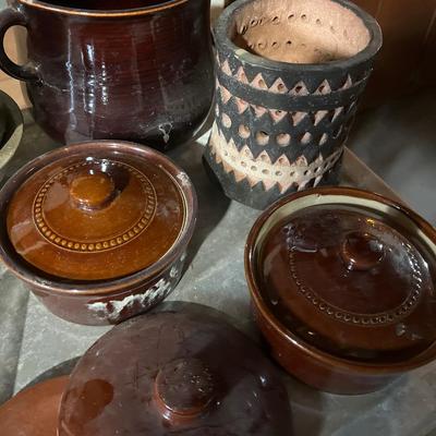 Rourke vase & other Pottery lot