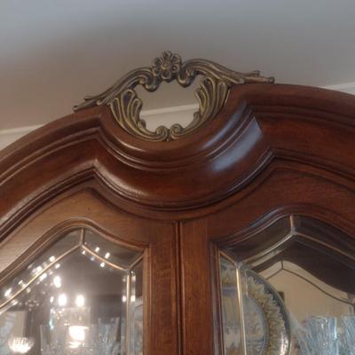 Thomasville Lighted China Hutch with Open Design and Glass Shelves (No Contents)