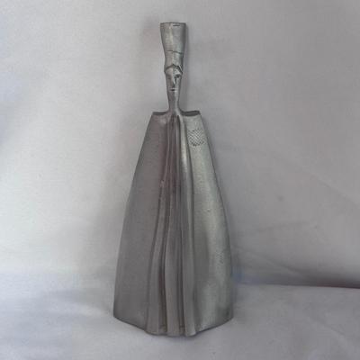 Sargadelos Mask, Ceramic Raku Clock, and More (LR-DZ)