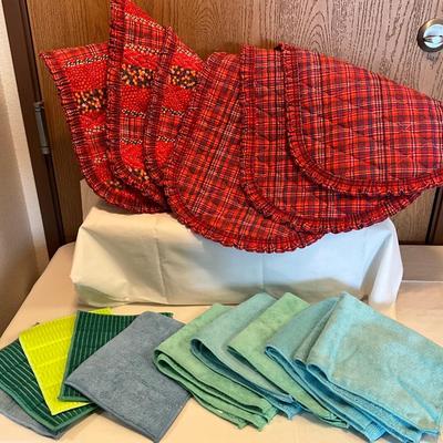 Quilted placemats, Fuller sponges, Microfiber Cloths