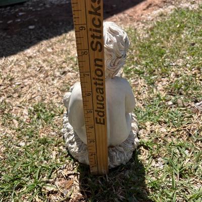 Garden statues