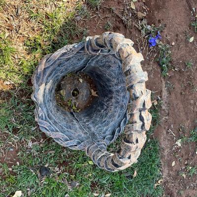 Concrete basket