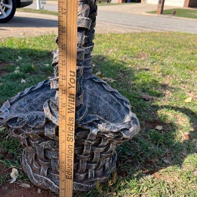 Concrete basket