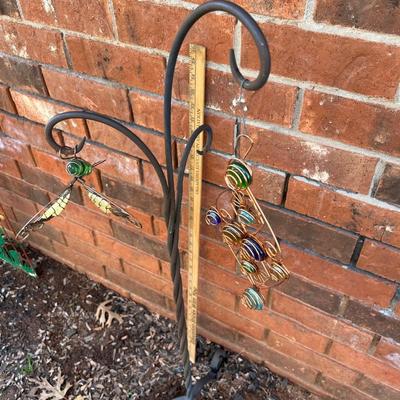 Iron plant holder