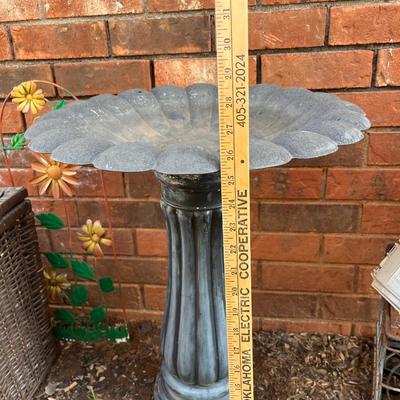 Bird bath