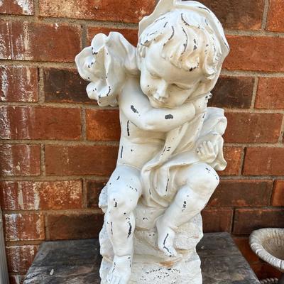 Large angel cherub