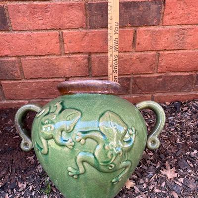 Frog ceramic planter