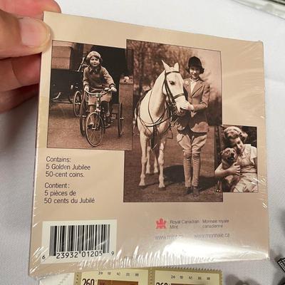 Collectible Pins, Buttons, Coins & Tuxedo Buttons (ST-SS)