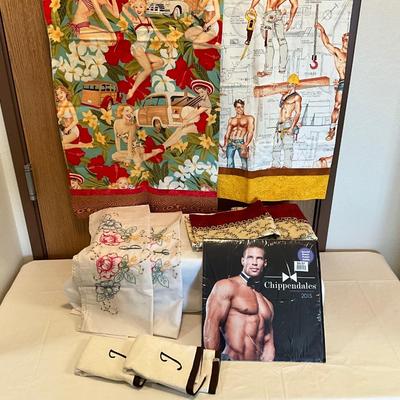 Pillowcases w/calendar