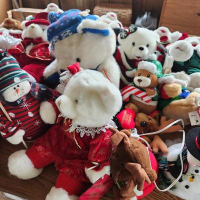 Large Lot of Holiday Plush Mostly Bears ,Snowmans, Keepsake Memories bear