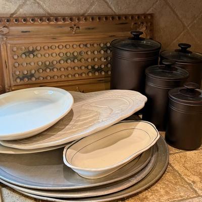 Metal Pizza Pans and Canisters Lot