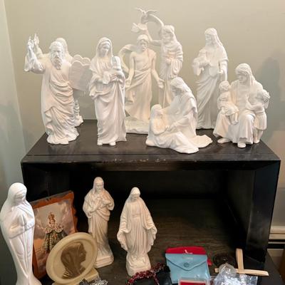 Ceramic Religious Figurines Lot