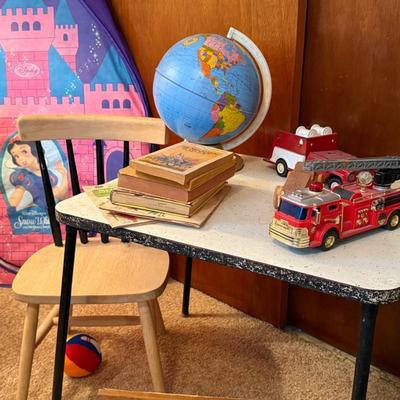 Kid's Table and Chair Lot