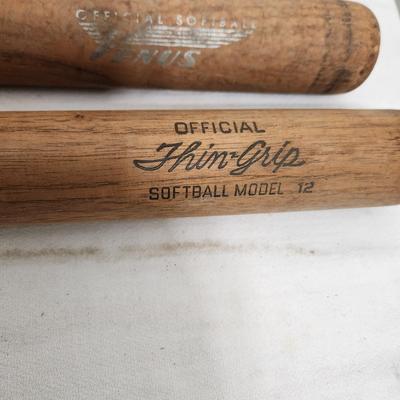 4 Vintage Wood Baseball bats Louisville Slugger 125L Venus, 125Y Thin Grip, H&B Johnny Bench