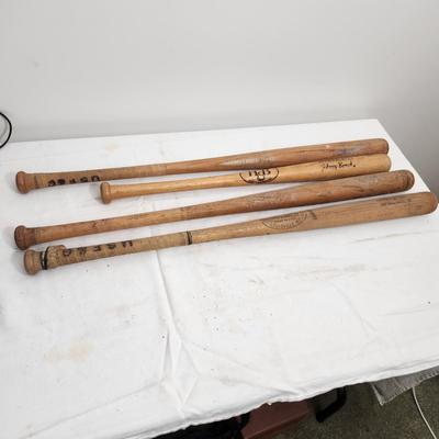 4 Vintage Wood Baseball bats Louisville Slugger 125L Venus, 125Y Thin Grip, H&B Johnny Bench